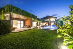 Sumptuous 5br Villa Luxury Redefined In Seminyak